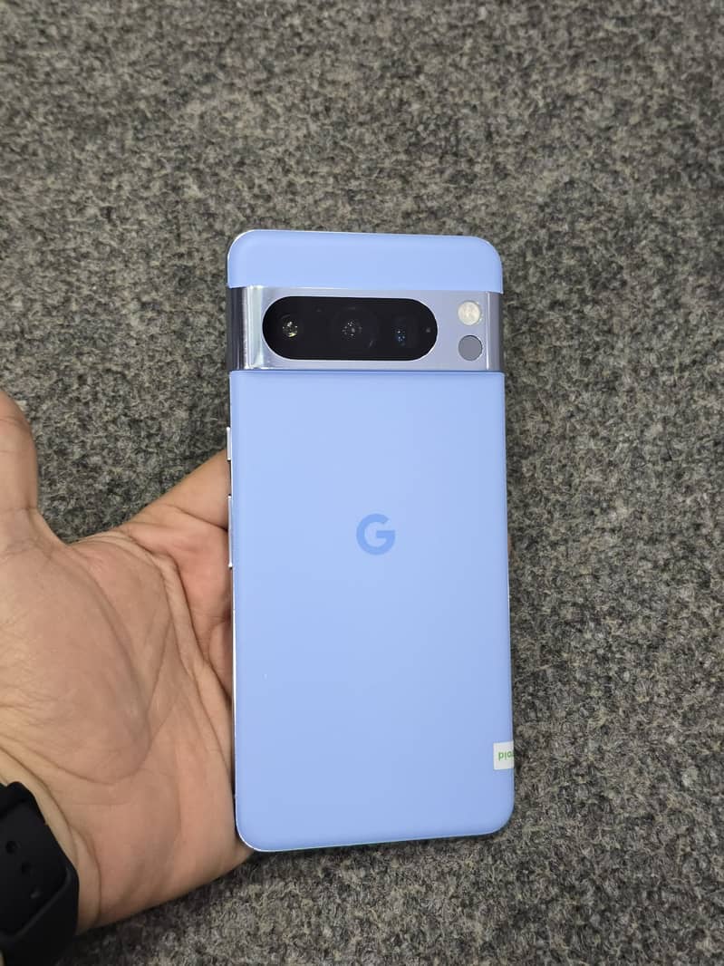 Google Pixel 8 Pro 2