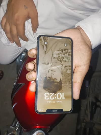 Iphone 11 pro max water  pack