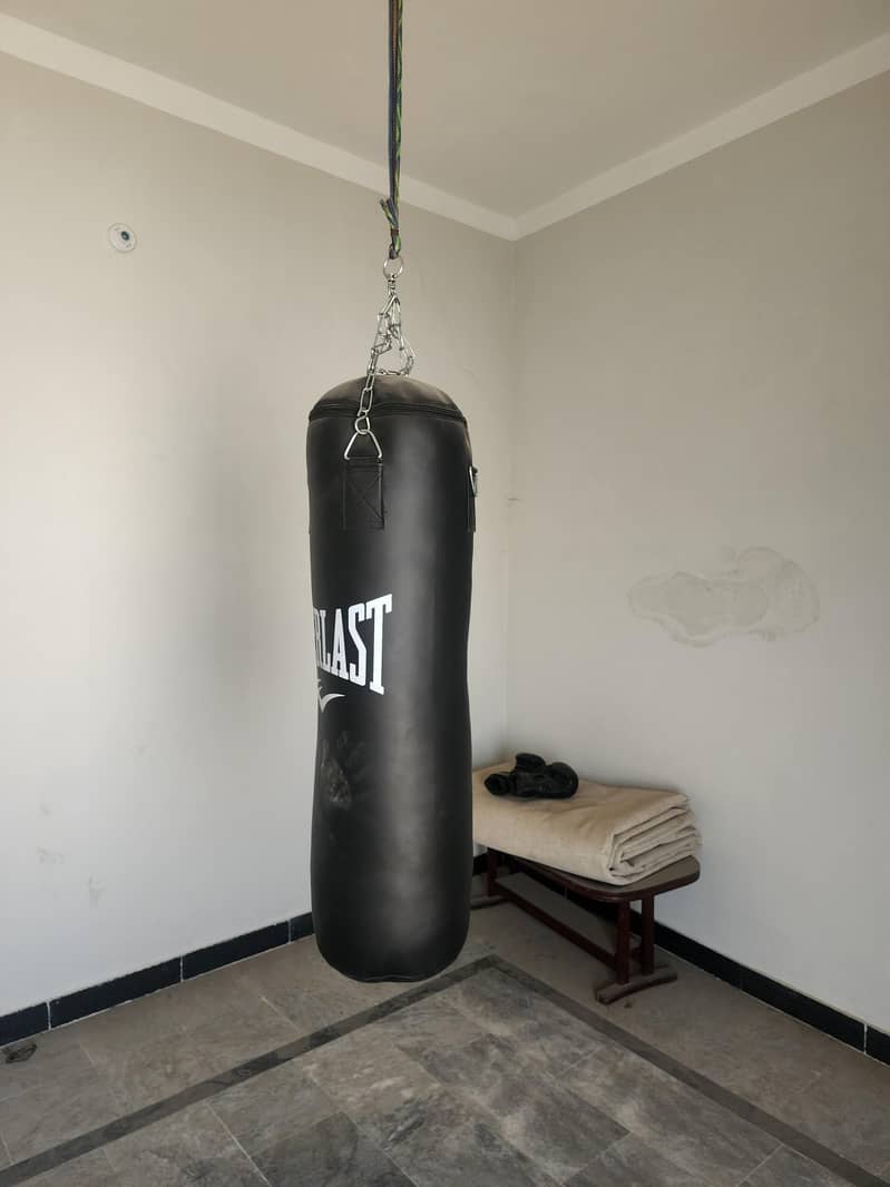 Boxing equipment 0