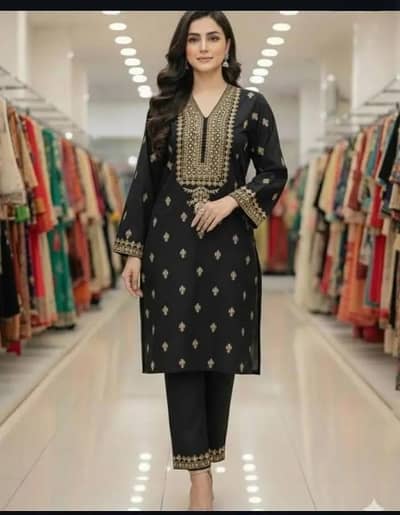 2 Pcs Womens Unstiched Embroidery Suit