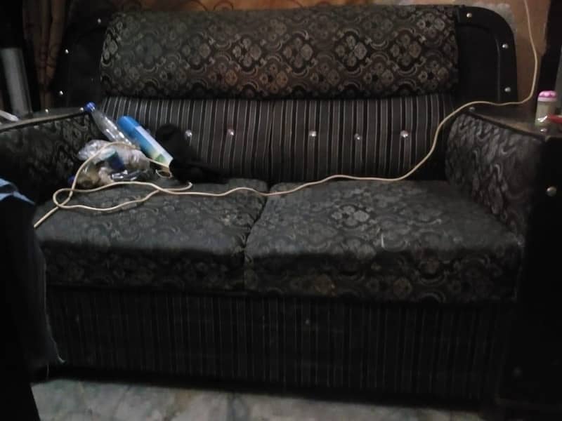 sofas urgent sell 0