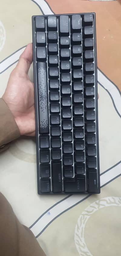 Corsair K65 mini RGB   60% keyboard