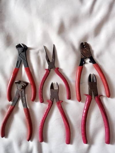 wire cutters