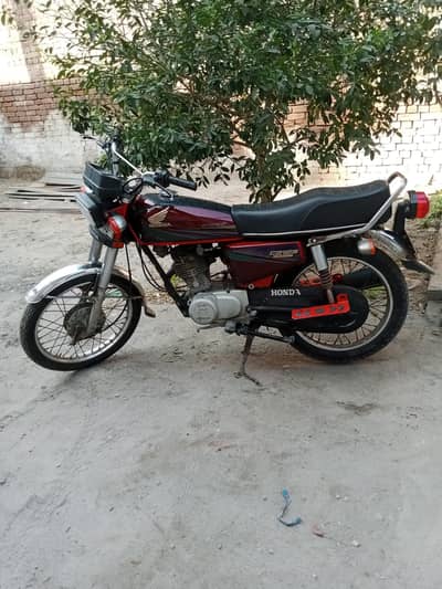 cg honda 125 / 2014 model