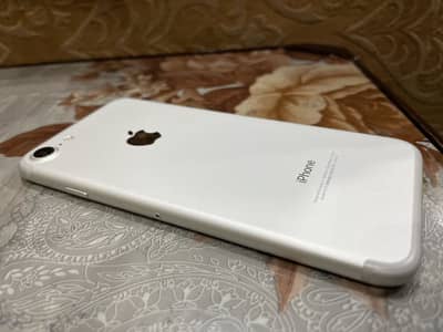 iPhone 7 just as brand new