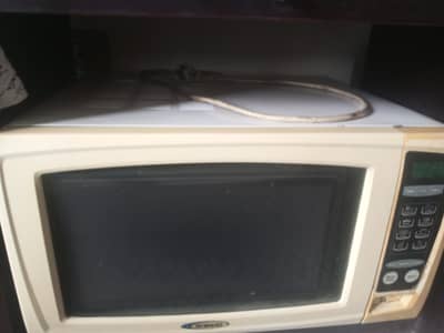 Microwave Oven for Sale – Spacious & Durable