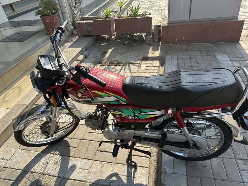 Cd 70 immaculate condition 0