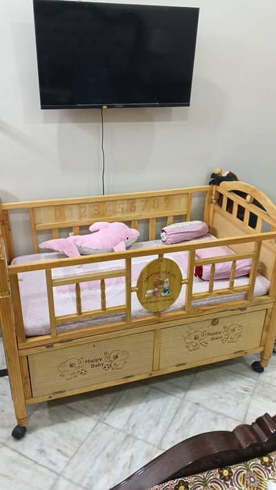 baby cot