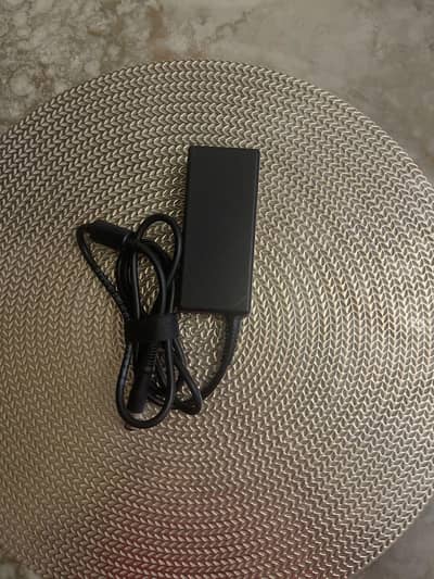DELL Laptop Charger Brand New 65W 