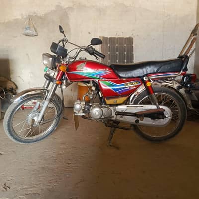 Honda CD 70 look like new