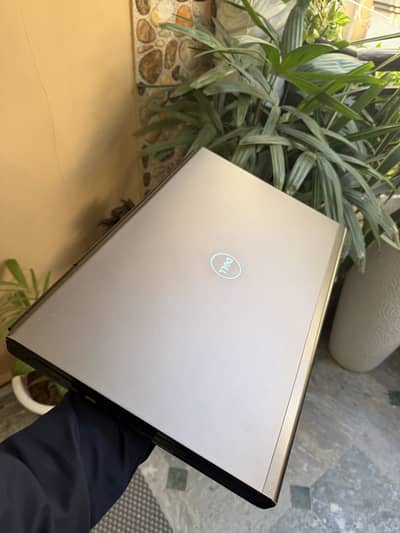 Dell precision M6700