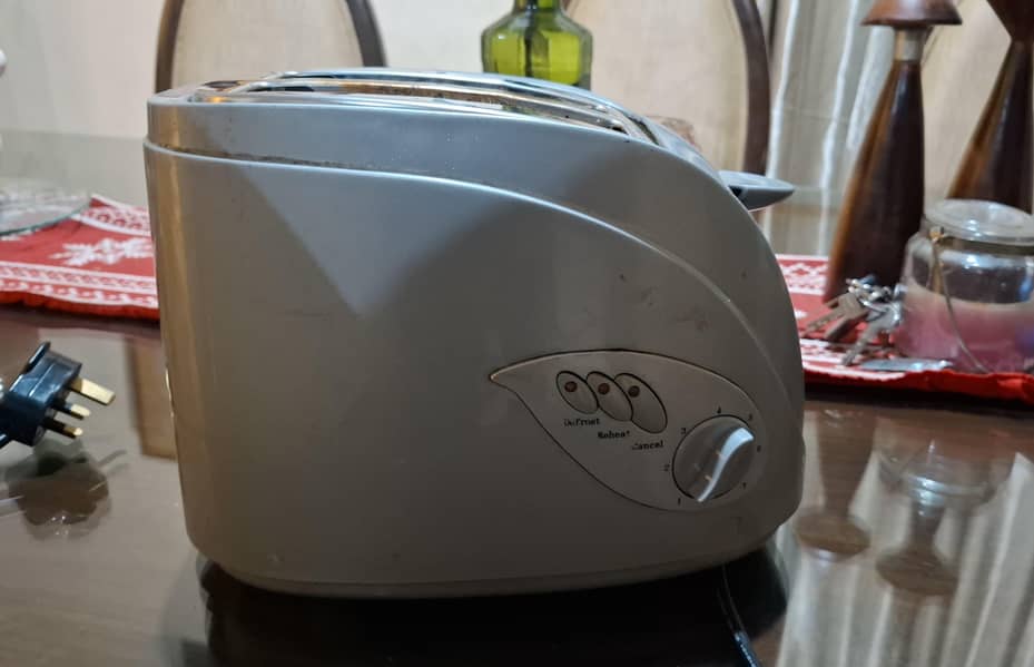 Imported toaster 5