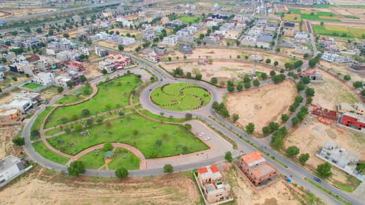 1 Kanal Residential Plot For Sale Next To Corner From Main Boulevard 100 Feet Road Very Good Location