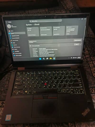 Lenovo Thinkpad  x380 Yoga core i5 8generation touch screen.