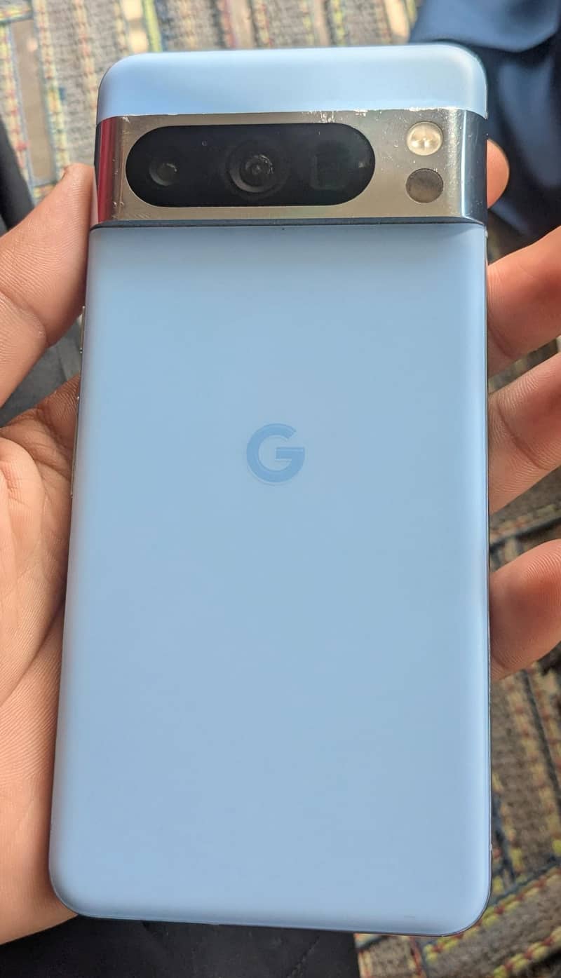 Google pixel 8 pro 0