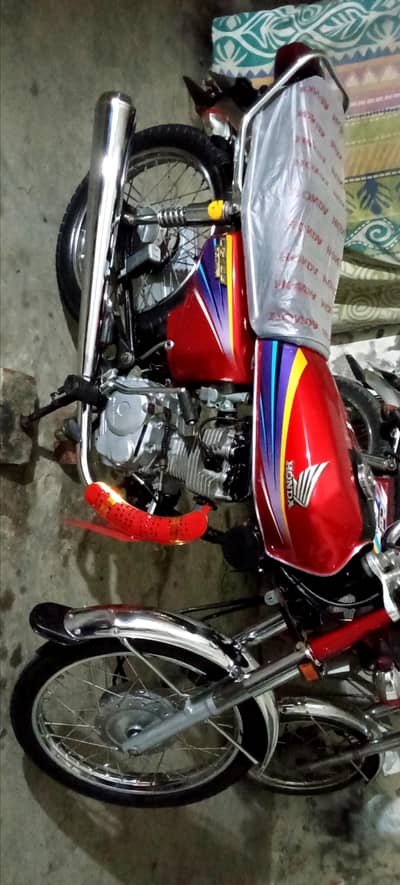 TOTAL GENIUNE HONDA CG 125 CC MODEL 2O12