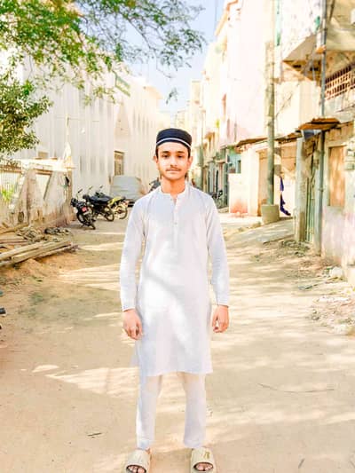 AfFaN QuReShI 
