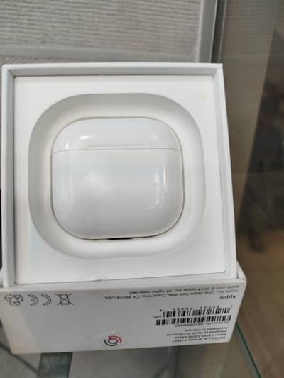 Apple Air pods 4th gen