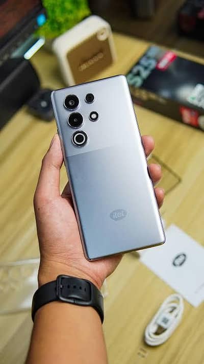Itel S25 Ultra with Complete Box In 4 Month Warranty