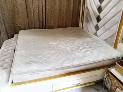 72x72 in custom Diamond Spring Mattress used