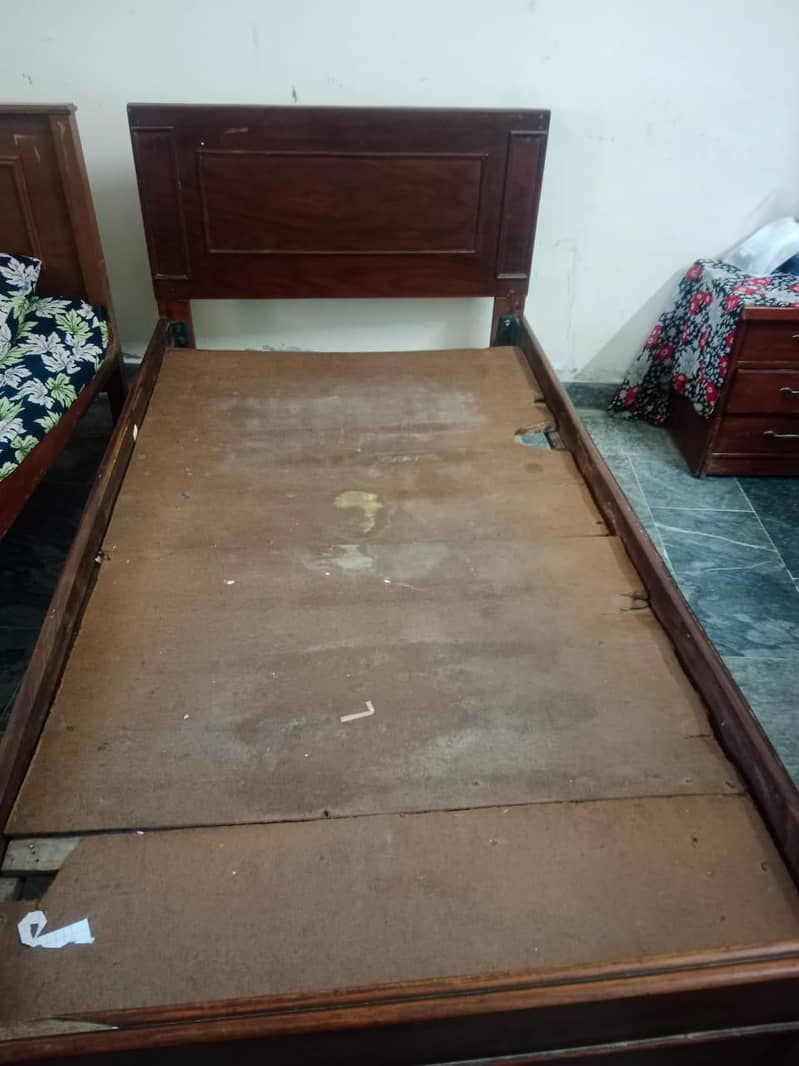Single Bed 0