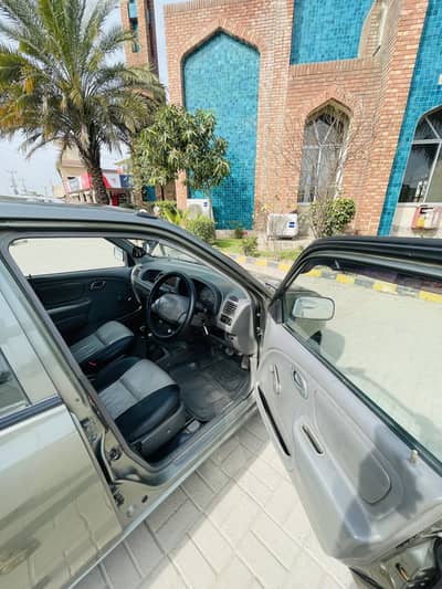 suzuki alto 1000cc 2011 urgent sale