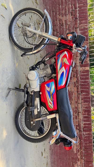 Honda 125-22MdL total genuine condition documents complete biometric h