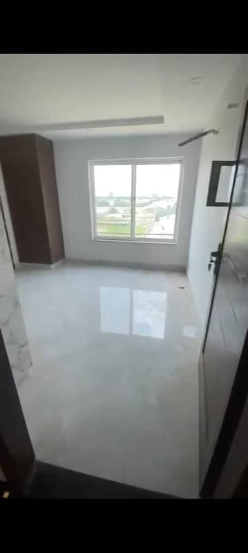 Studio Non Furnished Ready To Move Apartment For Sale In Sector E Bahria Town Lahore