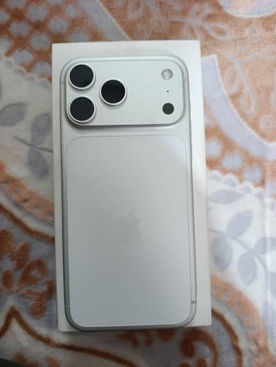 iPhone 17 pro Max, Silver ,256GB Model A3257 2ESIM Both Time Available