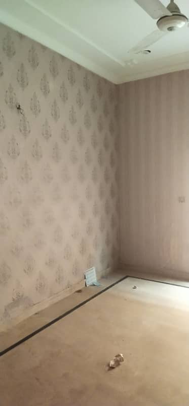 Wapda Town G Block 10 Marla Lower Portion For Rent