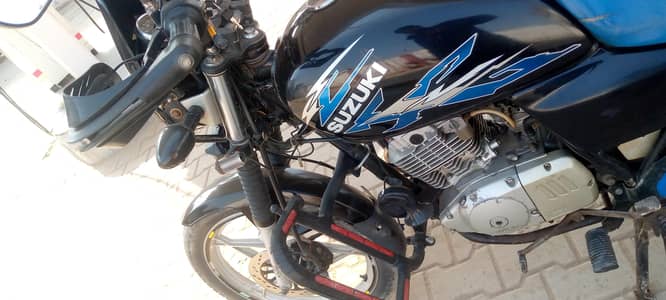 Suzuki GS150