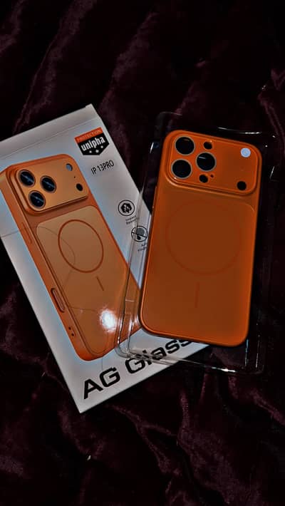 iPhone 13 Pro Cover & Cases
