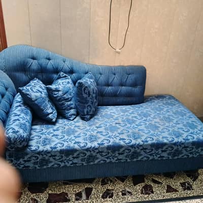 blue floral couch