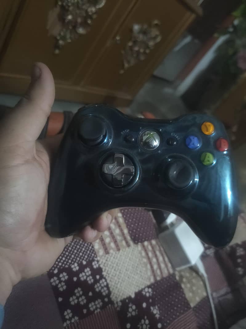Xbox 360 Wireless Game Controller 1