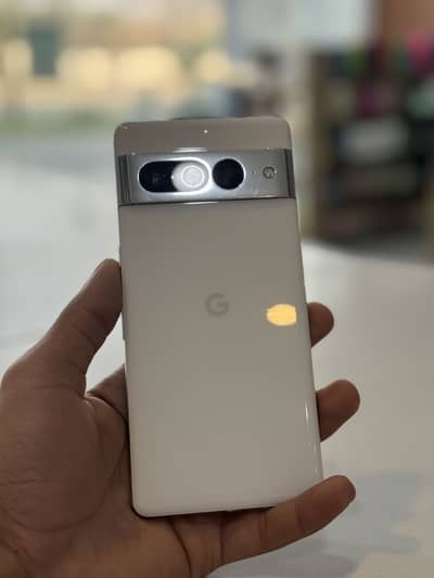 Google Pixel 7 Pro (12GB/256GB) – Approved – Excellent Condition