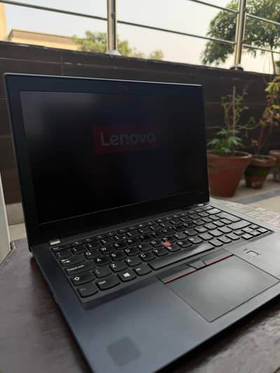 Lenovo ThinkPad x280
