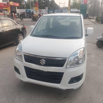 Suzuki Wagnor VXL 2021/2023 in mint condition going to sale.