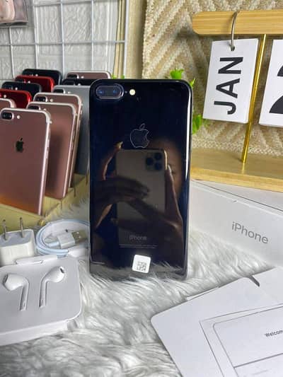 iphone 7 plus 128 GB my WhatsApp number 03 25 022 67 56