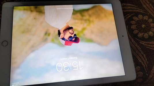 Ipad mini 2 32Gb  golden colour