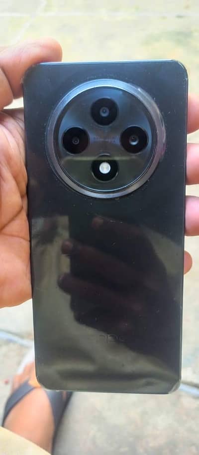 oppo Reno f12 10by10 25 6 GB RAM