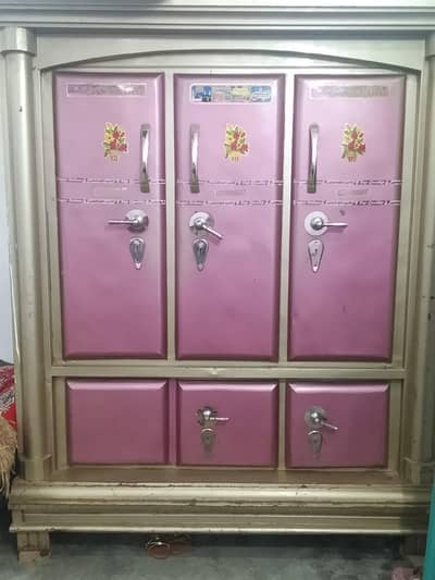 3 door big iron almirah