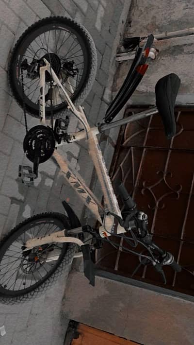 XMX aluminium cycle brand new