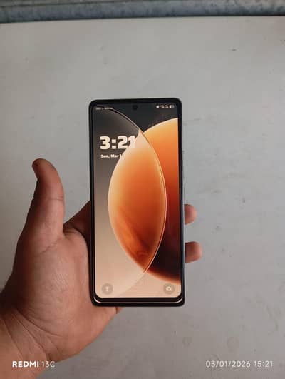 Tecno Camon 30 8/256 with 8 GB extendable Ram