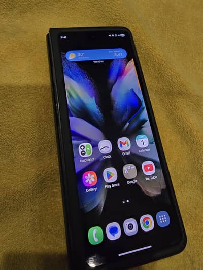 Samsung Z fold 3