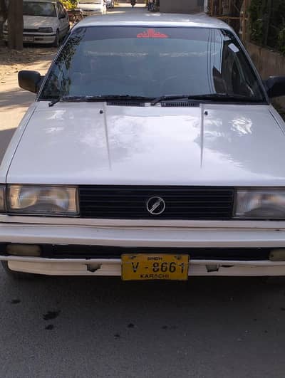 Nissan sunny 86 model