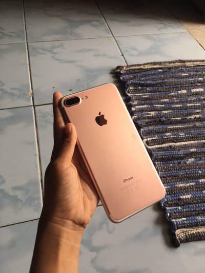 iphone 7 plus 128 GB my WhatsApp number 03 25 022 67 56