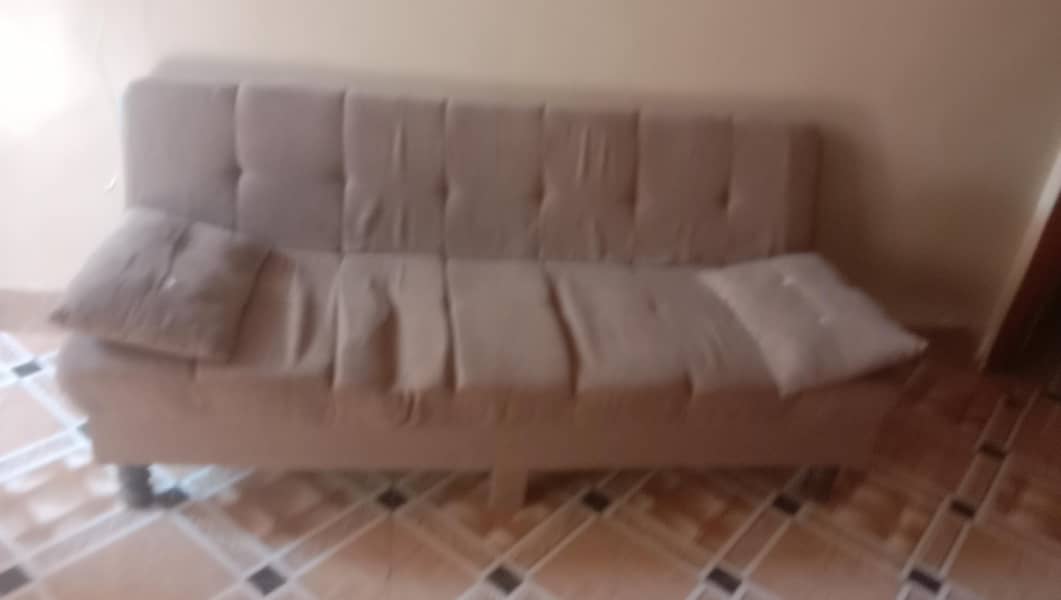 covertable sofa 1