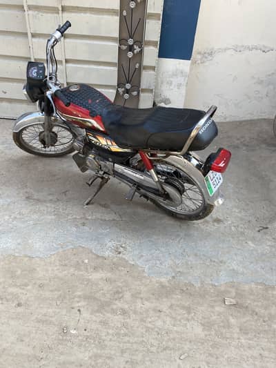 Honda cd70.2005