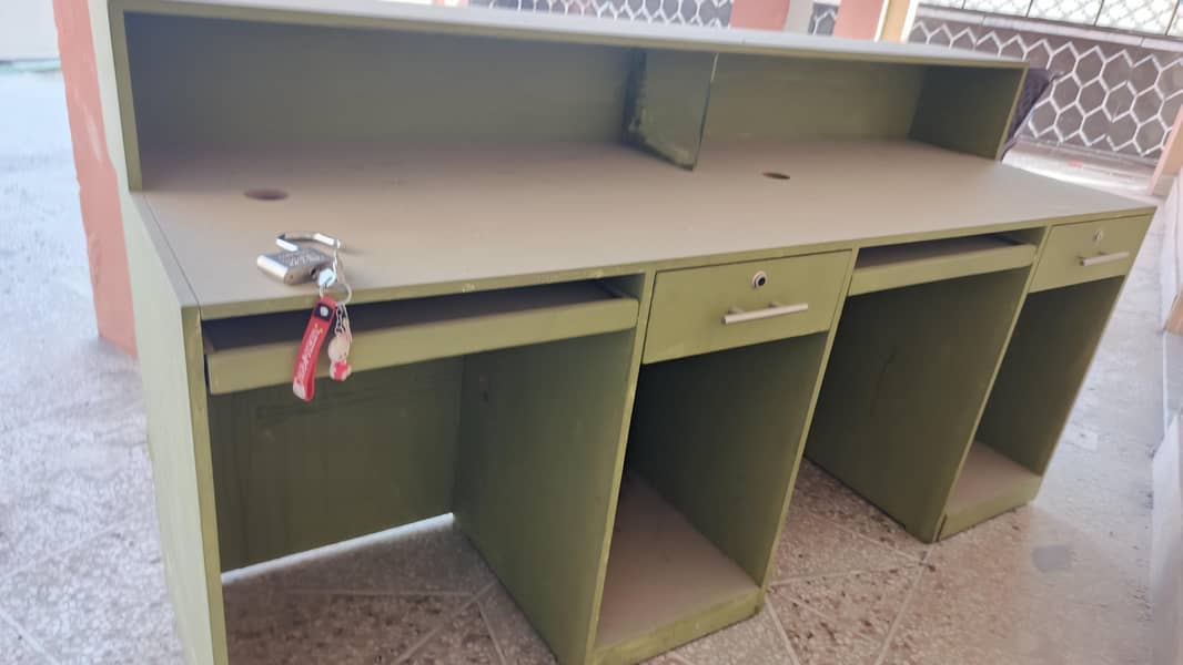 Big size reception & computer table 4