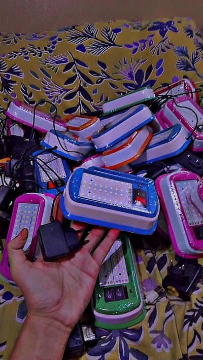 Charging emergency light